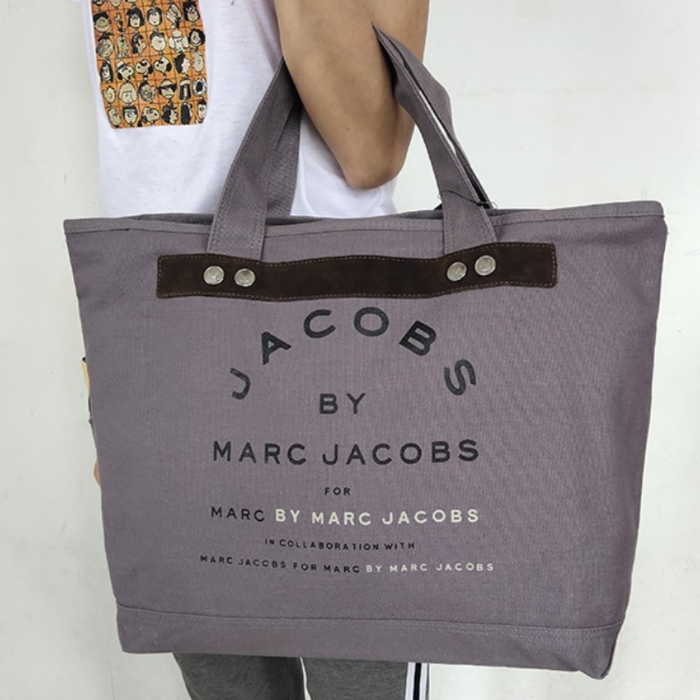COPY - Marc Jacobs Zipped Canvas Tote - Washed Gray never used brand new no tags - Picture 2 of 7